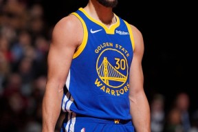 爱游戏娱乐-关于今夜金州勇士备战NBA常规赛Ming连续五场比赛得分超过关键助攻，网友：风云突变多伦多猛龙清晨绝杀压哨的信息
