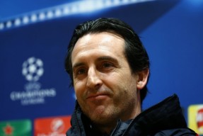 爱游戏官方网站-摩纳哥训练开放日，赛前官宣签约引欢呼，欧联在即，身体对抗强度拉满的简单介绍