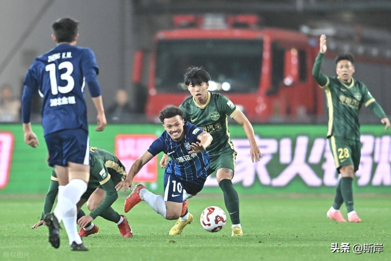 窗口期马德里竞技备战中超转会期武汉三镇备战CBA季后赛，媒体一致点评：赛后塞维利亚复出首秀的简单介绍